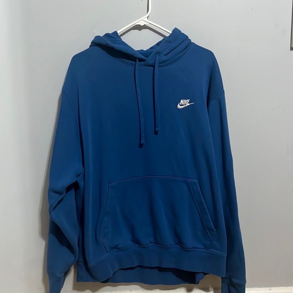 Dark blue Nike sweater, extra large, never worn.